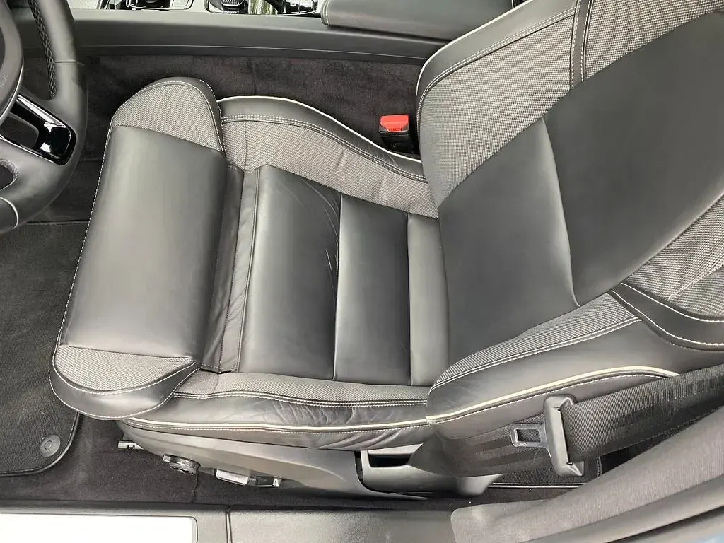 Gebraucht Volvo S60 R-Design 250 PS (183 kW) 2022 Grau Limousine