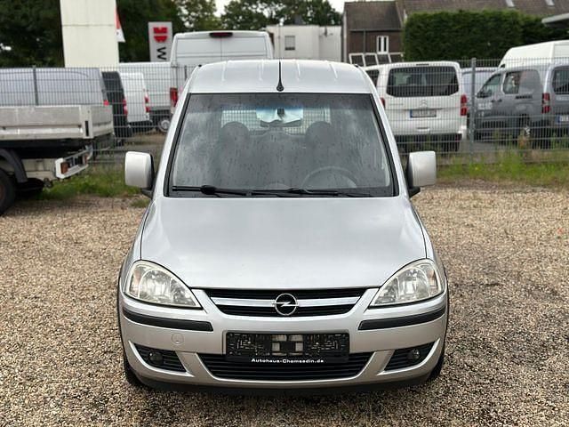 Starsilber/silver iii Gebraucht 2008 Opel Combo Edition Van / Kleinbus | 3.499 € (Etwas zu teuer) - Bild 1/4