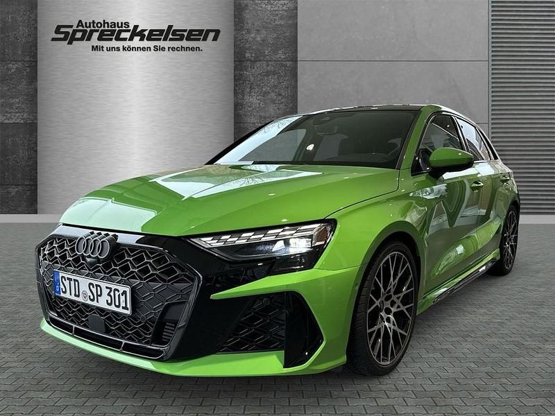Kyalamigrün Gebraucht 2024 Audi RS3 Sportback Ambiente Kleinwagen | 64.890 € (Guter Preis) - Bild 1/4