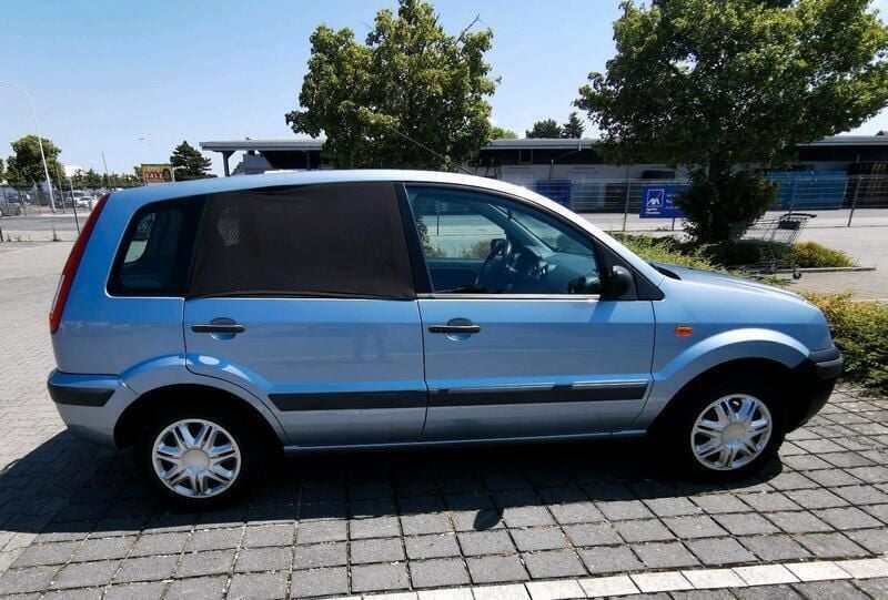 Blau Gebraucht 2007 Ford Fusion Ambiente Kombi | 1.650 € (Guter Preis) - Bild 1/4