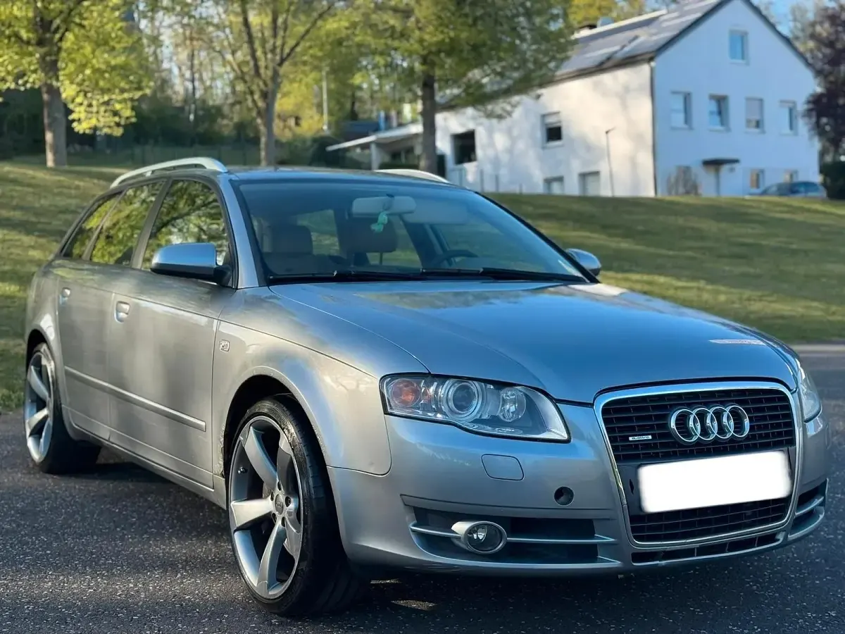 Gebraucht Audi A4 Basis 232 PS (170 kW) 2006 Grau Kombi