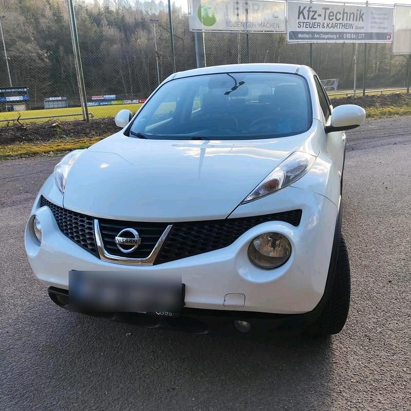 Gebraucht Nissan Juke 117 PS (86 kW) 2011 Weiß SUV