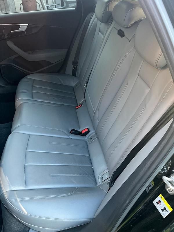 Second-hand Audi A4 Black Edition 252 CP (185 kW) 2018 Negru Break