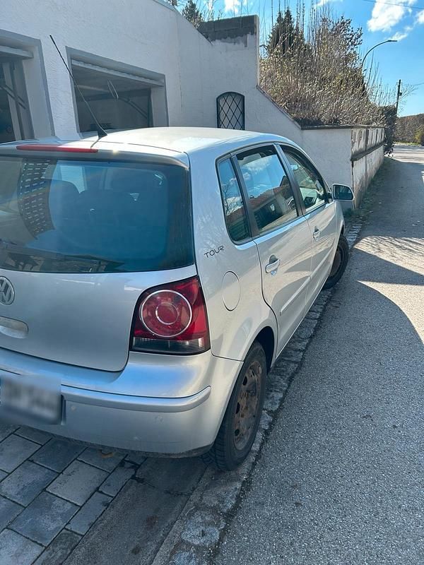 Gebraucht VW Polo 60 PS (44 kW) 2007 Silber Kleinwagen