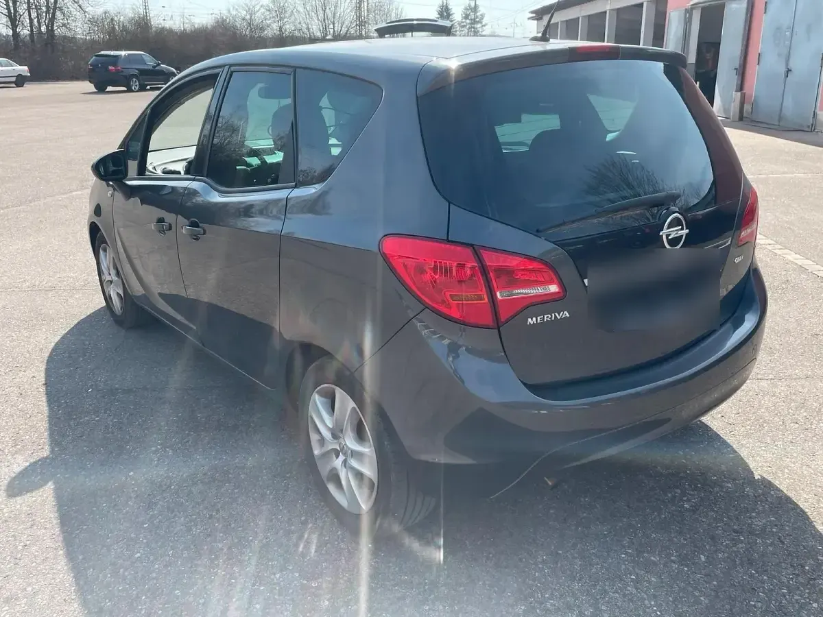 Second-hand Opel Meriva 101 CP (74 kW) 2010 Gri Monovolum