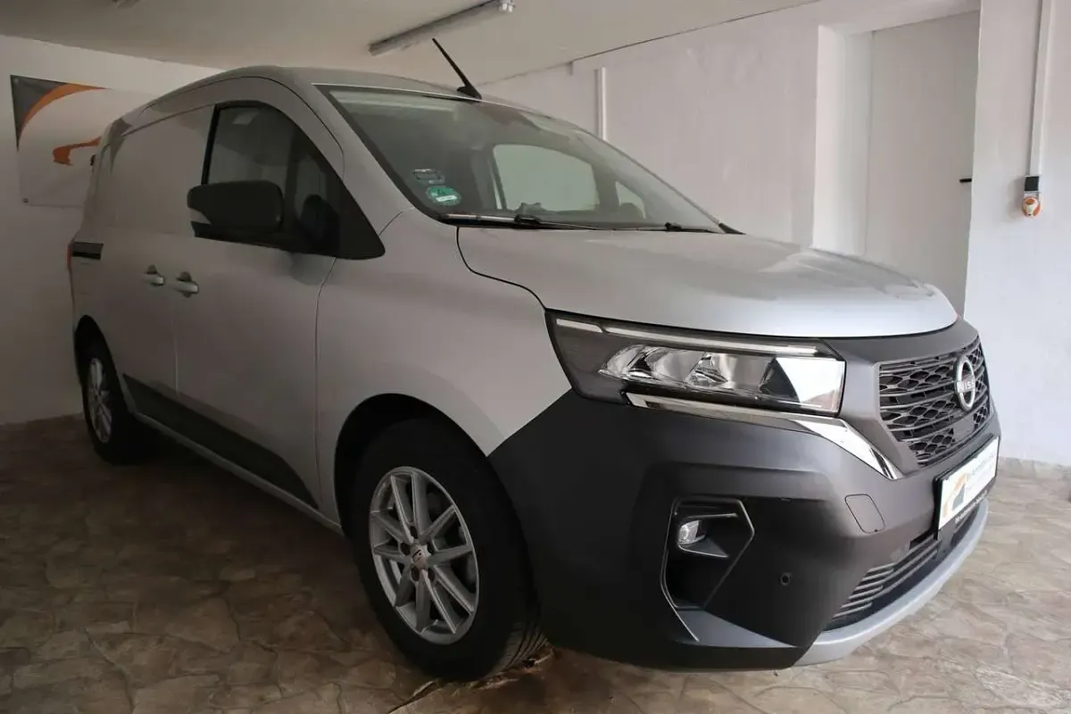 Gebraucht Nissan Townstar N-Connecta 131 PS (96 kW) 2022 Grey highland Van