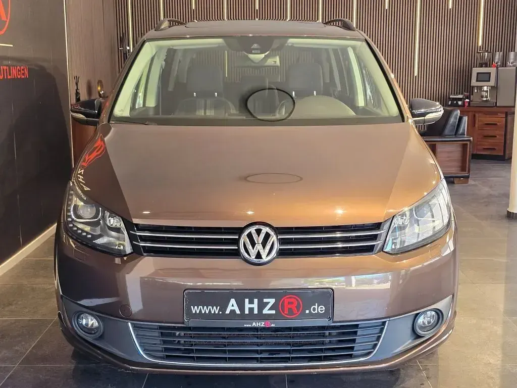 Occasion VW Touran Match 105 ch (77 kW) 2012 Marron Monospace
