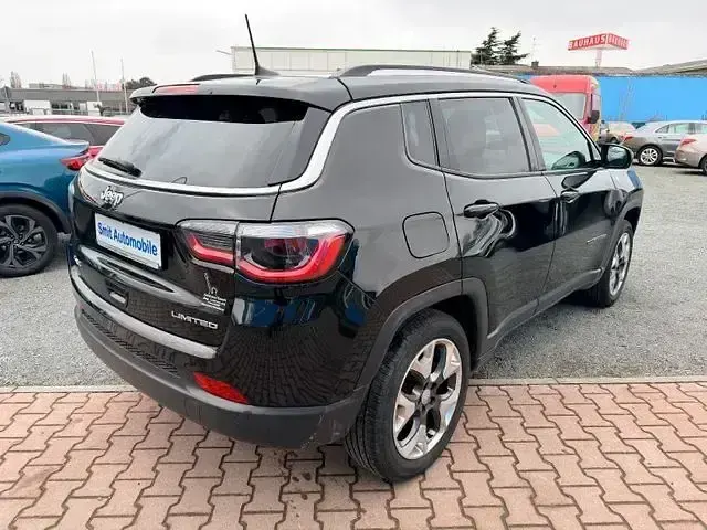 Gebraucht Jeep Compass Opening Edition 170 PS (125 kW) 2017 Schwarz SUV