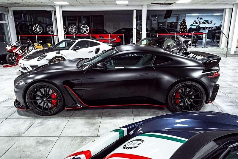 Gebraucht Aston Martin Vantage 700 PS (514 kW) 2022 Q satin jet black Coupé