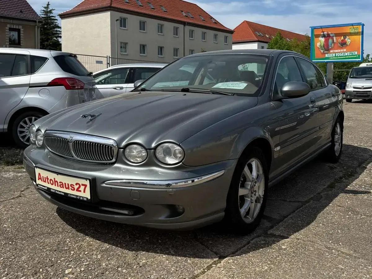 Second-hand Jaguar X-type 131 CP (96 kW) 2004 Gri Berlinǎ