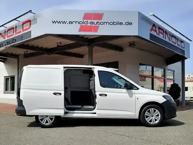 Używany VW Caddy 102 KM (75 kW) 2025 Biały Minivan