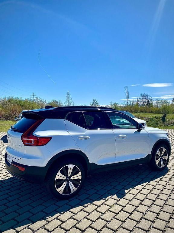 Gebraucht Volvo XC40 Core 169 kW (231 PS) 2023 Weiß SUV
