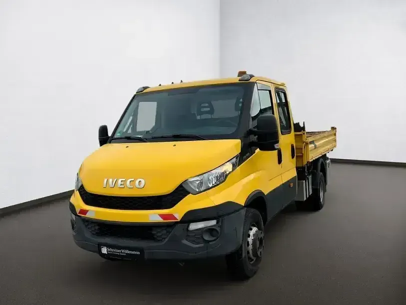 Second-hand Iveco Daily 146 CP (107 kW) 2014 Galben Van