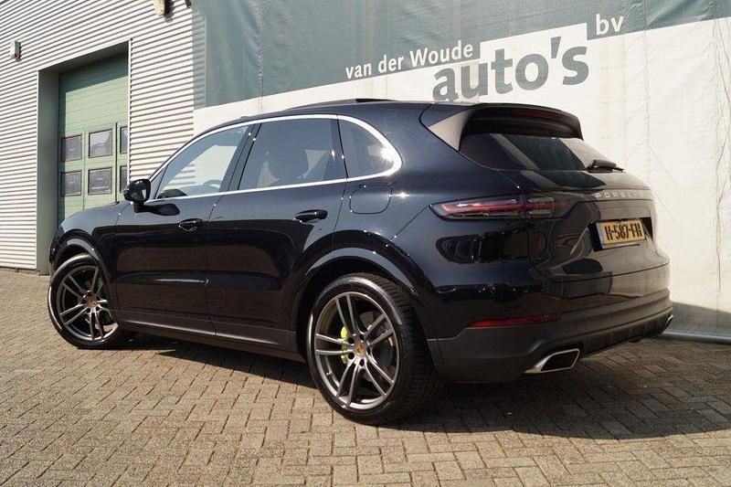 Gebraucht Porsche Cayenne Chrono 341 PS (250 kW) 2020 Schwarz SUV