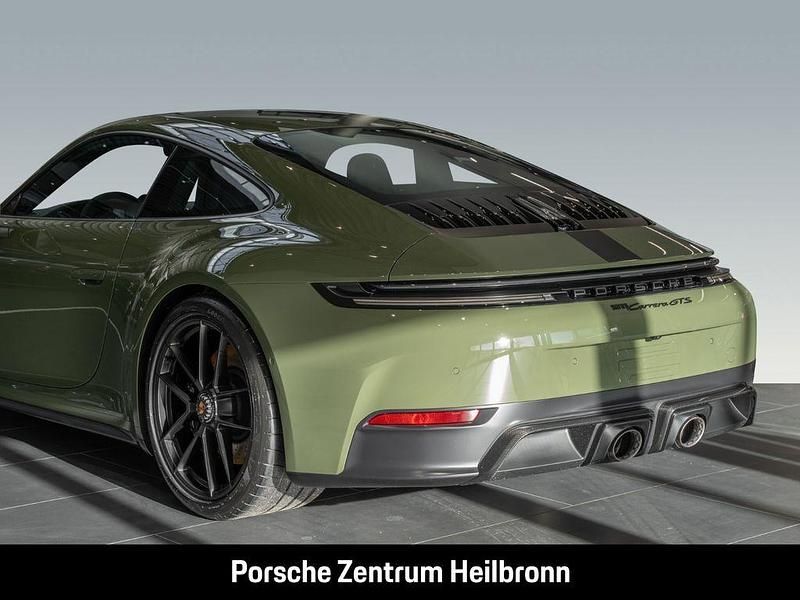 Neu Porsche 911 541 PS (397 kW) 2025 Grün