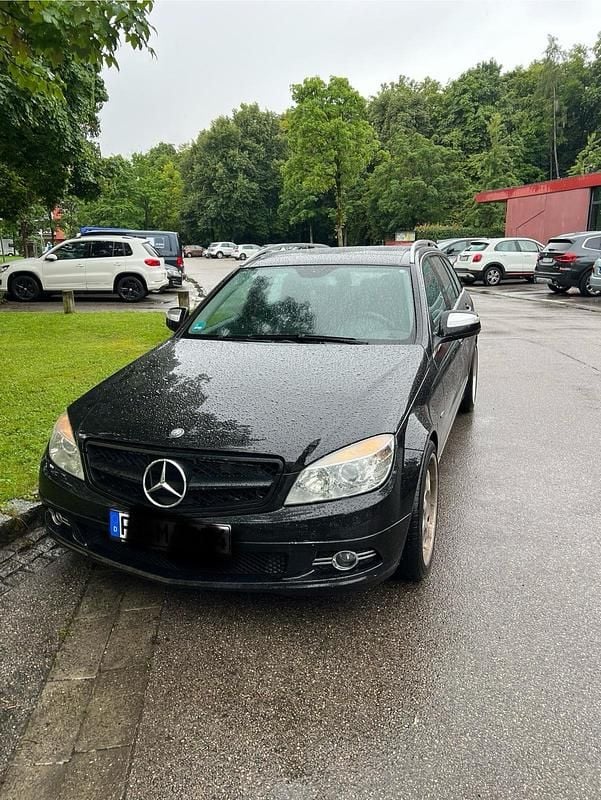 Schwarz Gebraucht 2008 Mercedes C220 Kombi | 5.500 € (Fairer Preis) - Bild 1/4