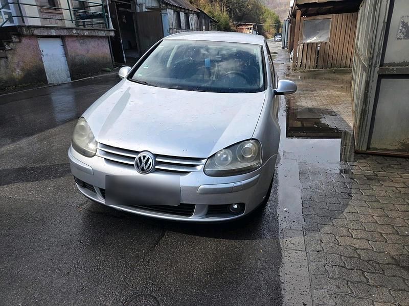 Gebraucht VW Golf IV 116 PS (85 kW) 2005 Silber Limousine