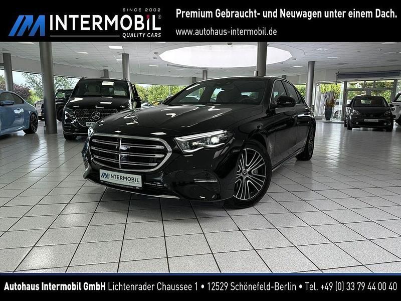 Obsidianschwarz Gebraucht 2024 Mercedes E450 Premium Limousine | 64.770 € - Bild 1/4