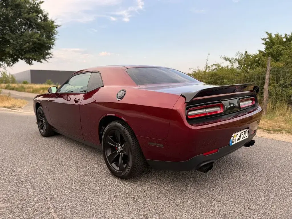 Gebraucht Dodge Challenger 310 PS (228 kW) 2017 Rot Coupé