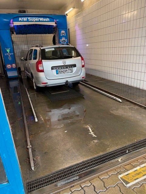 Weiß Gebraucht 2013 Dacia Logan Lauréate Kombi | 3.500 € (Fairer Preis) - Bild 1/2