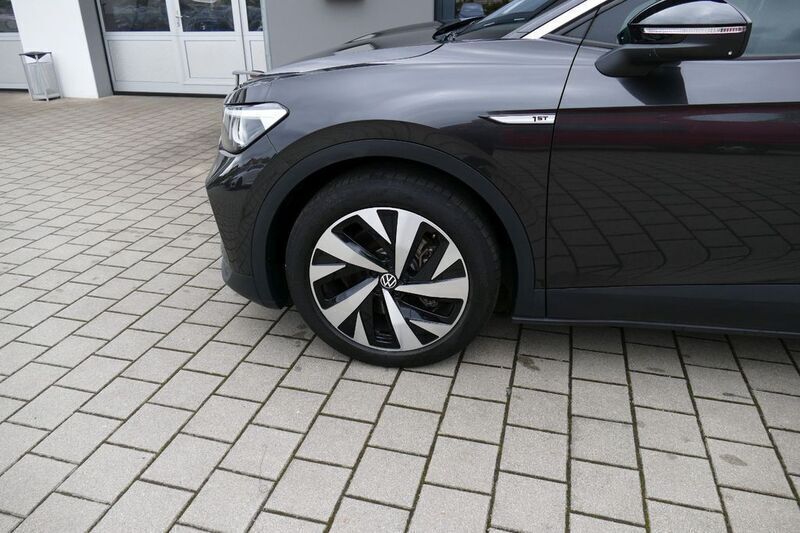 Gebraucht VW ID.4 Pro Performance 150 kW (204 PS) 2020 Grau SUV
