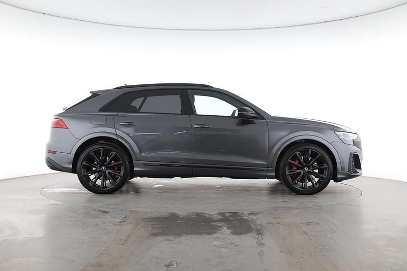 Gebraucht Audi Q8 S-Line 394 PS (289 kW) 2024 Daytonagrau perleffekt SUV