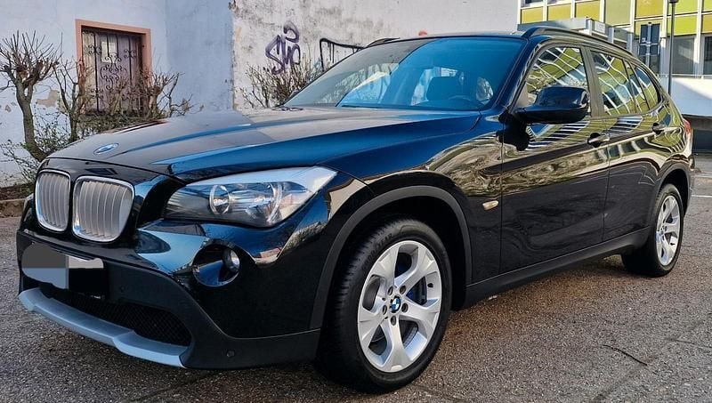 Gebraucht BMW X1 122 PS (89 kW) 2010 Schwarz SUV