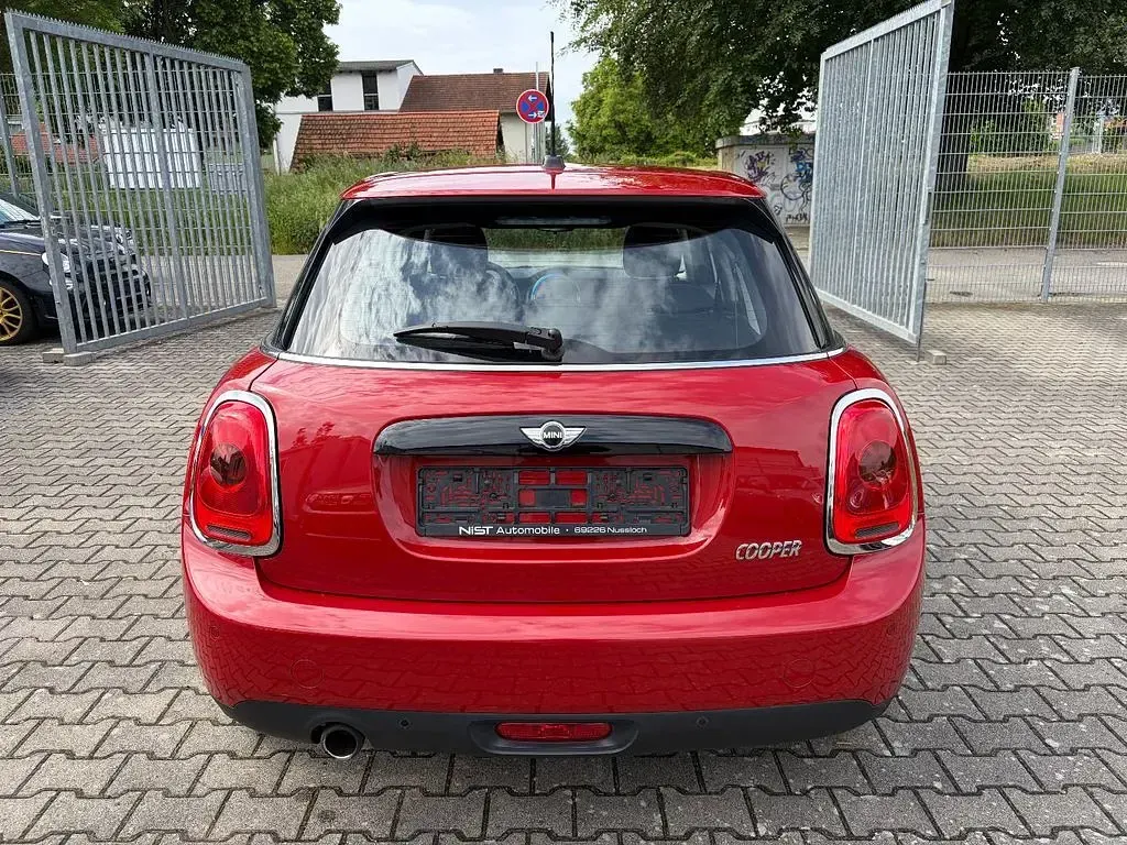 Gebraucht Mini Cooper 136 PS (100 kW) 2016 Rot Kleinwagen