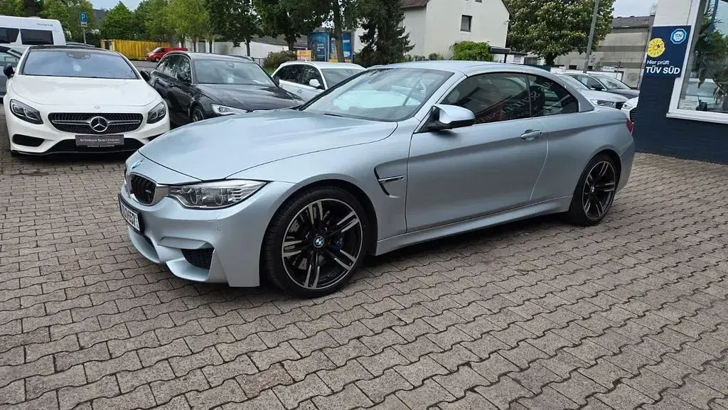 Używany BMW M4 Cabriolet Performance 431 KM (317 kW) 2015 Szary Kabriolet