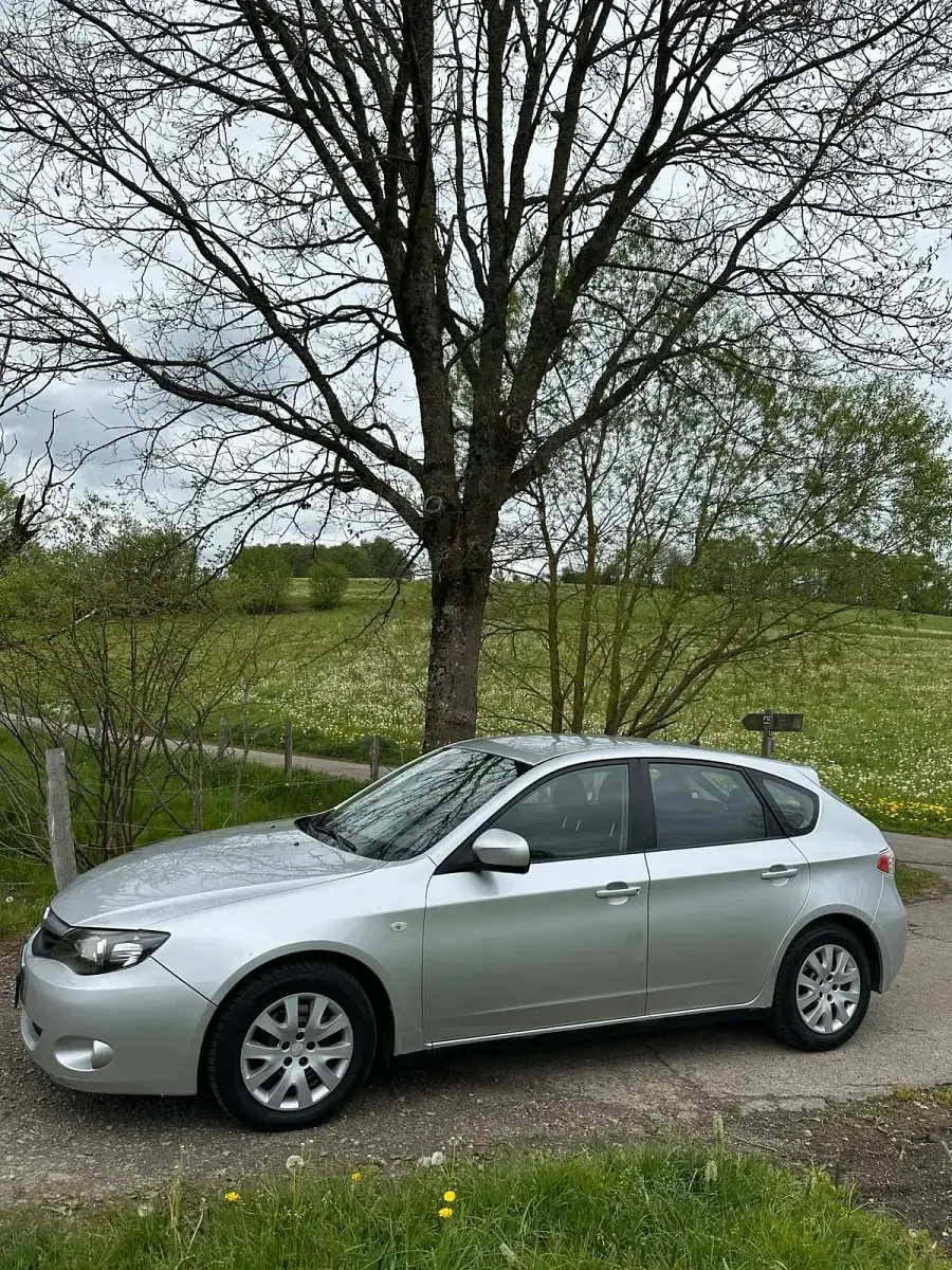 Gebraucht Subaru Impreza 109 PS (80 kW) 2010 Silber Limousine