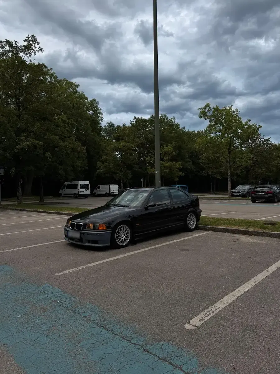 Gebraucht BMW 323 170 PS (125 kW) 1998 Schwarz Coupé