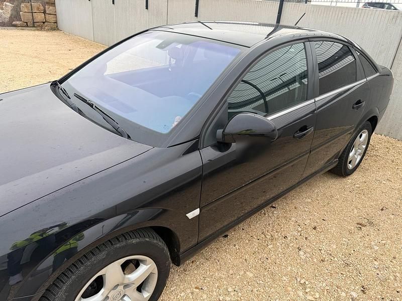 Gebraucht Opel Vectra 155 PS (114 kW) 2007 Schwarz Limousine