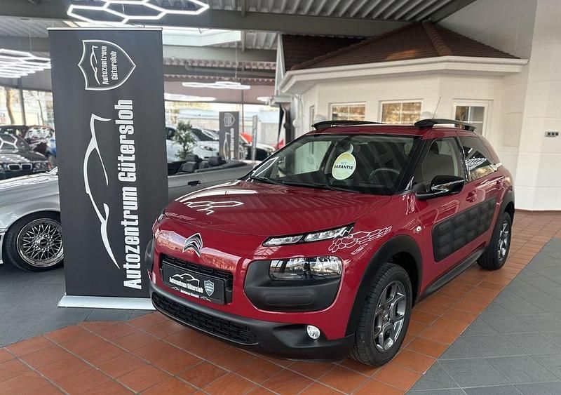 Rot Gebraucht 2016 Citroën C4 Cactus SELECTION Kleinwagen | 10.499 € (Teuer) - Bild 1/4