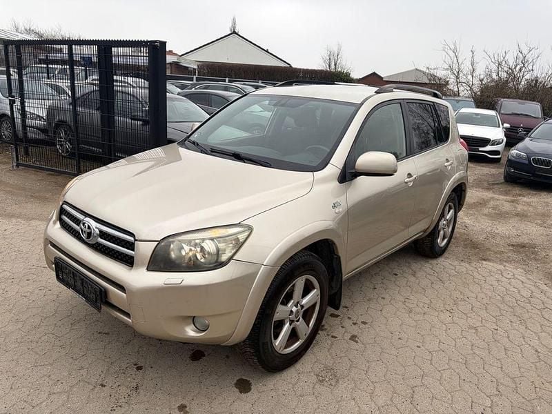 Gebraucht Toyota RAV4 177 PS (130 kW) 2007 Beige SUV