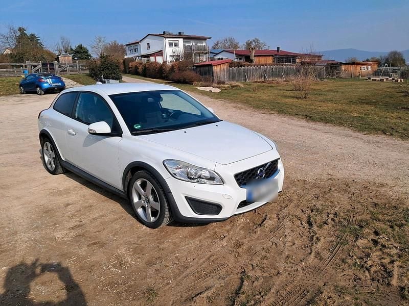 Gebraucht Volvo C30 101 PS (74 kW) 2010 Weiß Kleinwagen