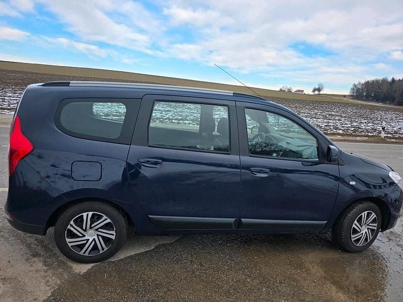Gebraucht Dacia Lodgy 116 PS (85 kW) 2018 Van / Kleinbus