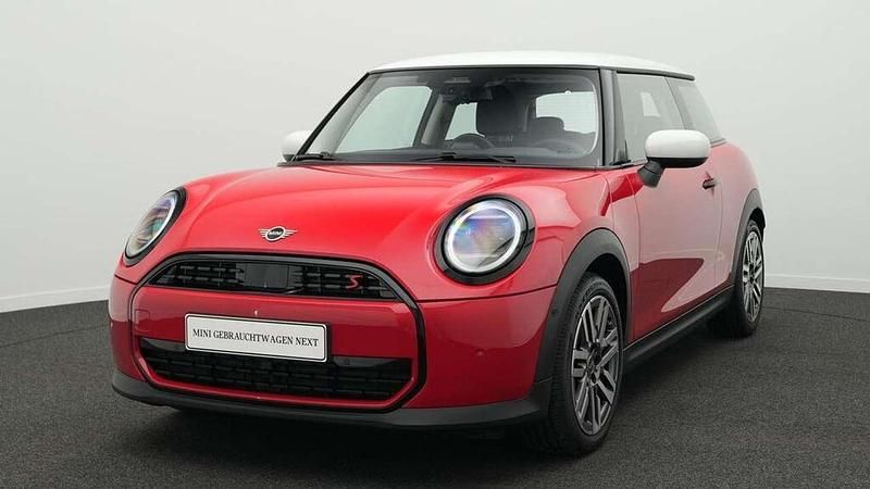 Rot Gebraucht 2024 Mini Cooper S Classic Kleinwagen | 25.303 € (Guter Preis) - Bild 1/4