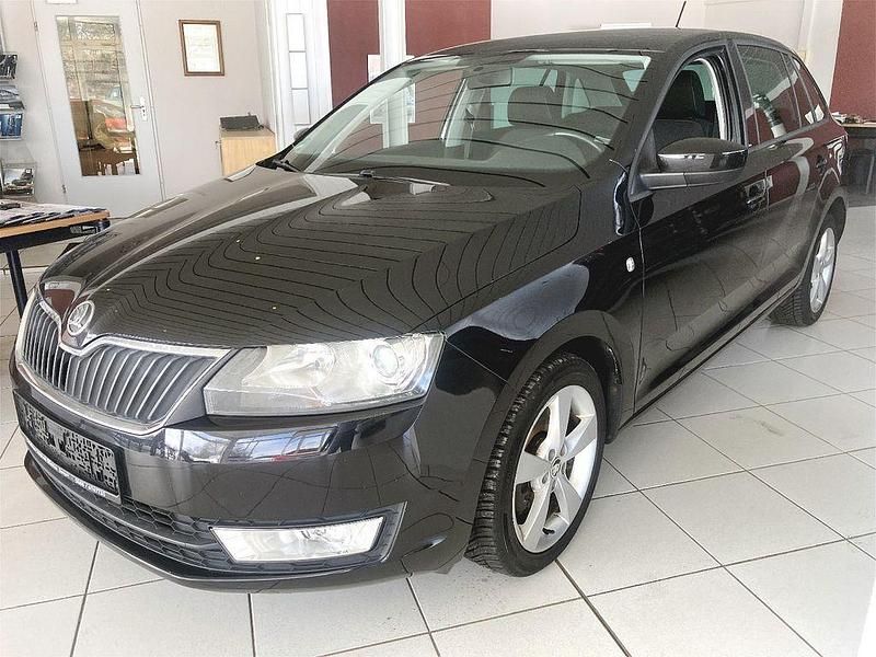 Gebraucht Skoda Rapid Elegance 122 PS (89 kW) 2014 Schwarz Kleinwagen