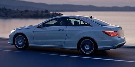 Gebraucht Mercedes E250 207 PS (152 kW) 2010 Weiß Coupé