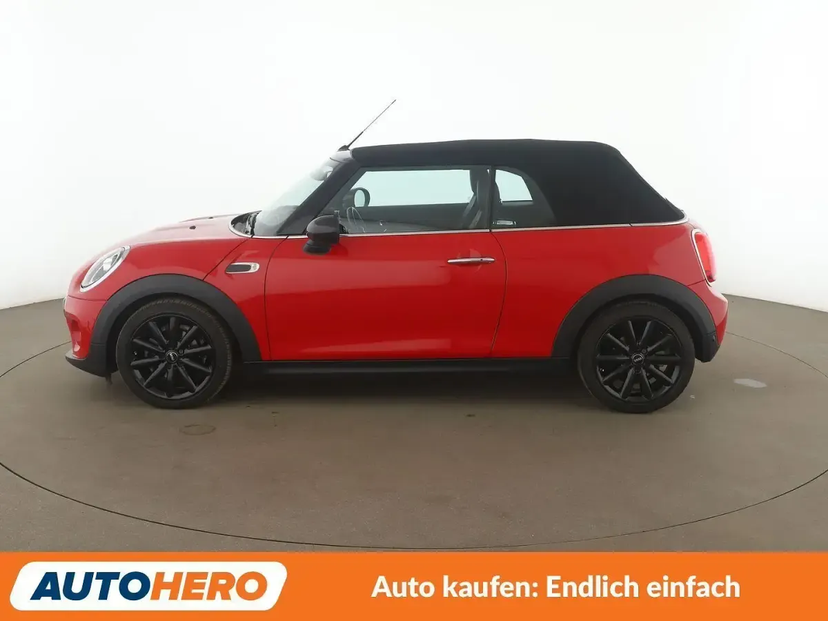 Usado Mini Cooper Cabriolet 136 CV (100 kW) 2018 Rojo Descapotable