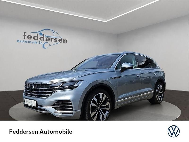 Oyster silver metallic (metallic) Gebraucht 2023 VW Touareg Elegance SUV | 54.689 € (Guter Preis) - Bild 1/4
