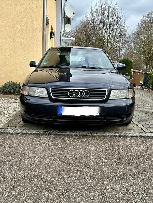 Blau Gebraucht 1998 Audi A4 Limousine | 1.499 € (Fairer Preis) - Bild 1/4