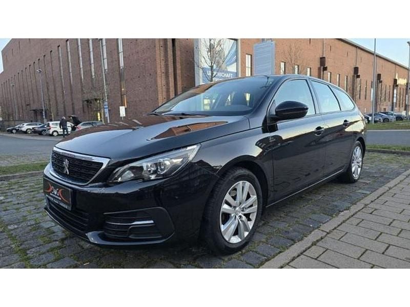 Noir perla nera Gebraucht 2019 Peugeot 308 SW Active Kombi | 8.991 € (Guter Preis) - Bild 1/4
