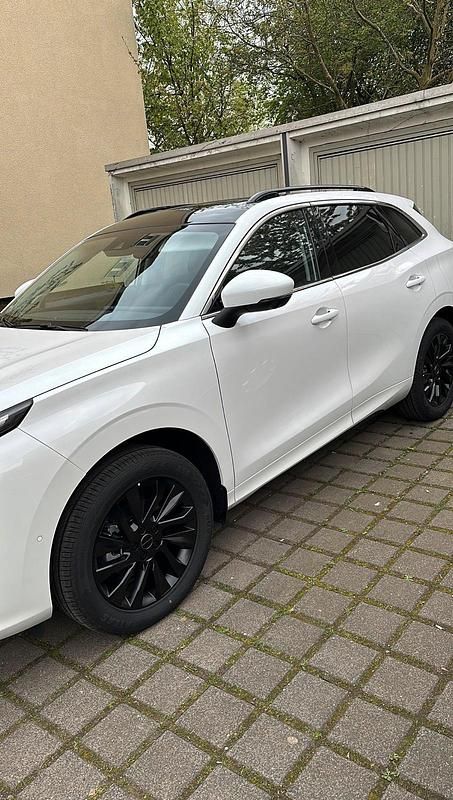 Gebraucht DFSK Forthing 5 177 PS (130 kW) 2024 Weiß SUV