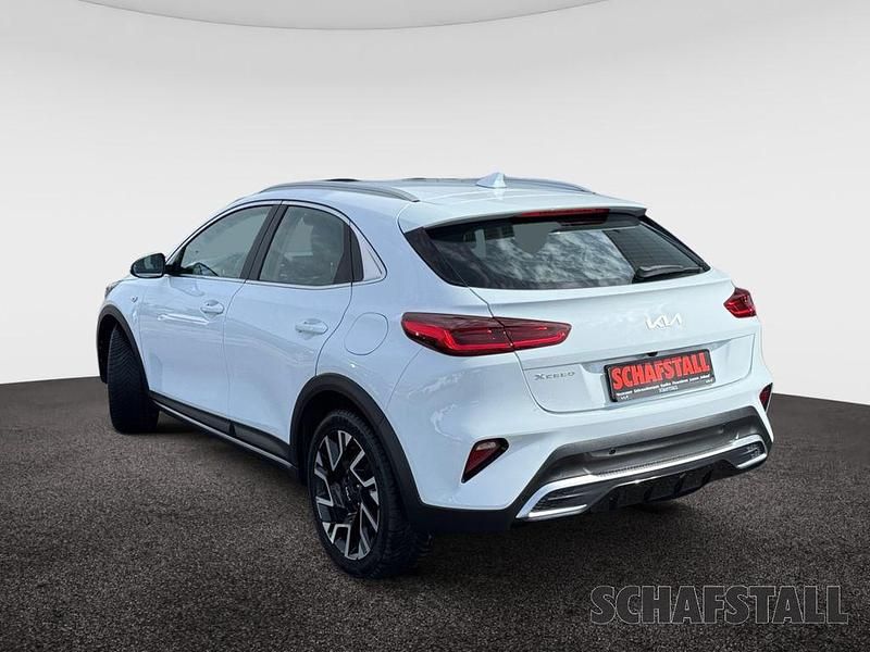 Gebraucht Kia XCeed Comfort 120 PS (88 kW) 2024 Weiss ((wd) cararraweiss) SUV