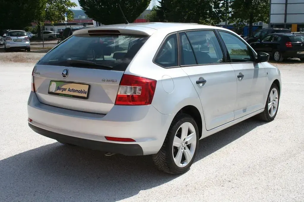 Gebraucht Skoda Rapid Cool Edition 86 PS (63 kW) 2015 Silber Kleinwagen