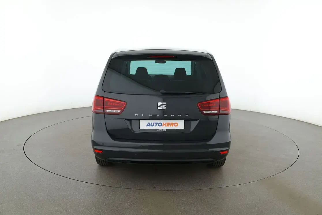 Gebraucht Seat Alhambra Reference 150 PS (110 kW) 2018 Grau Van / Kleinbus