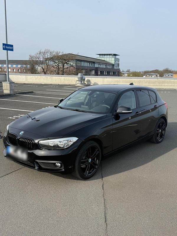 Gebraucht BMW 116 109 PS (80 kW) 2016 Schwarz Kleinwagen