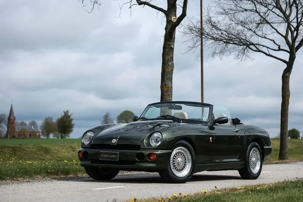 Gebraucht MG RV8 193 PS (141 kW) 1995 Grün Cabrio