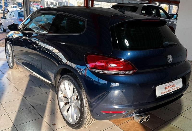 Gebraucht VW Scirocco 140 PS (102 kW) 2012 Blau Coupé